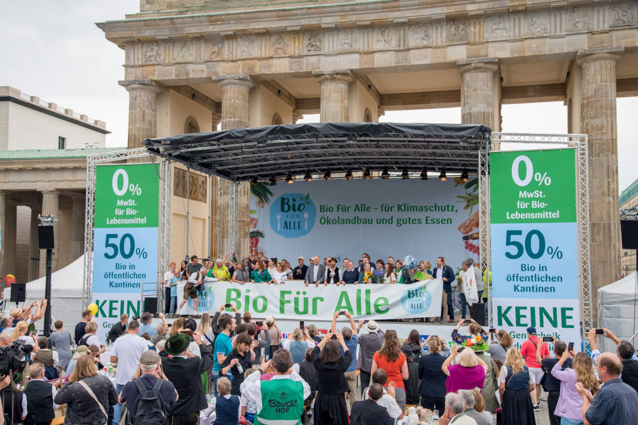 Bio für alle am Brandenburger Tor in Berlin